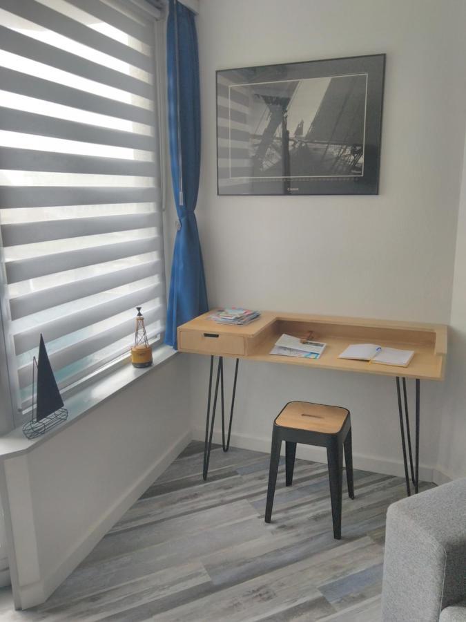 Studio Deauville-Les Marinas,Vue Mer Et Bassin Екстер'єр фото
